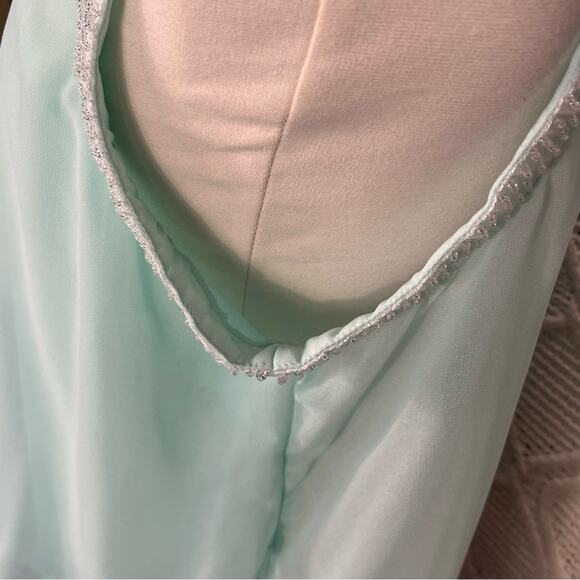 XHILARATION |  Mint Sleeveless Asymmetrical Beaded Blouse Top - Picture 2 of 5
